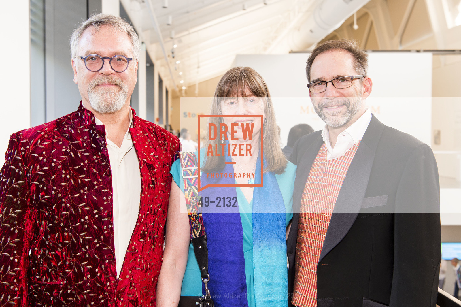 Nion McEvoy, Leslie Berriman, Larry Rinder, BAMPFA Share the Love Gala 2017, BAMPFA. 2155 Center St, May 2nd, 2017, Photo #49-2132 Nion McEvoy, Leslie Berriman, Larry Rinder, Photo #49-2132