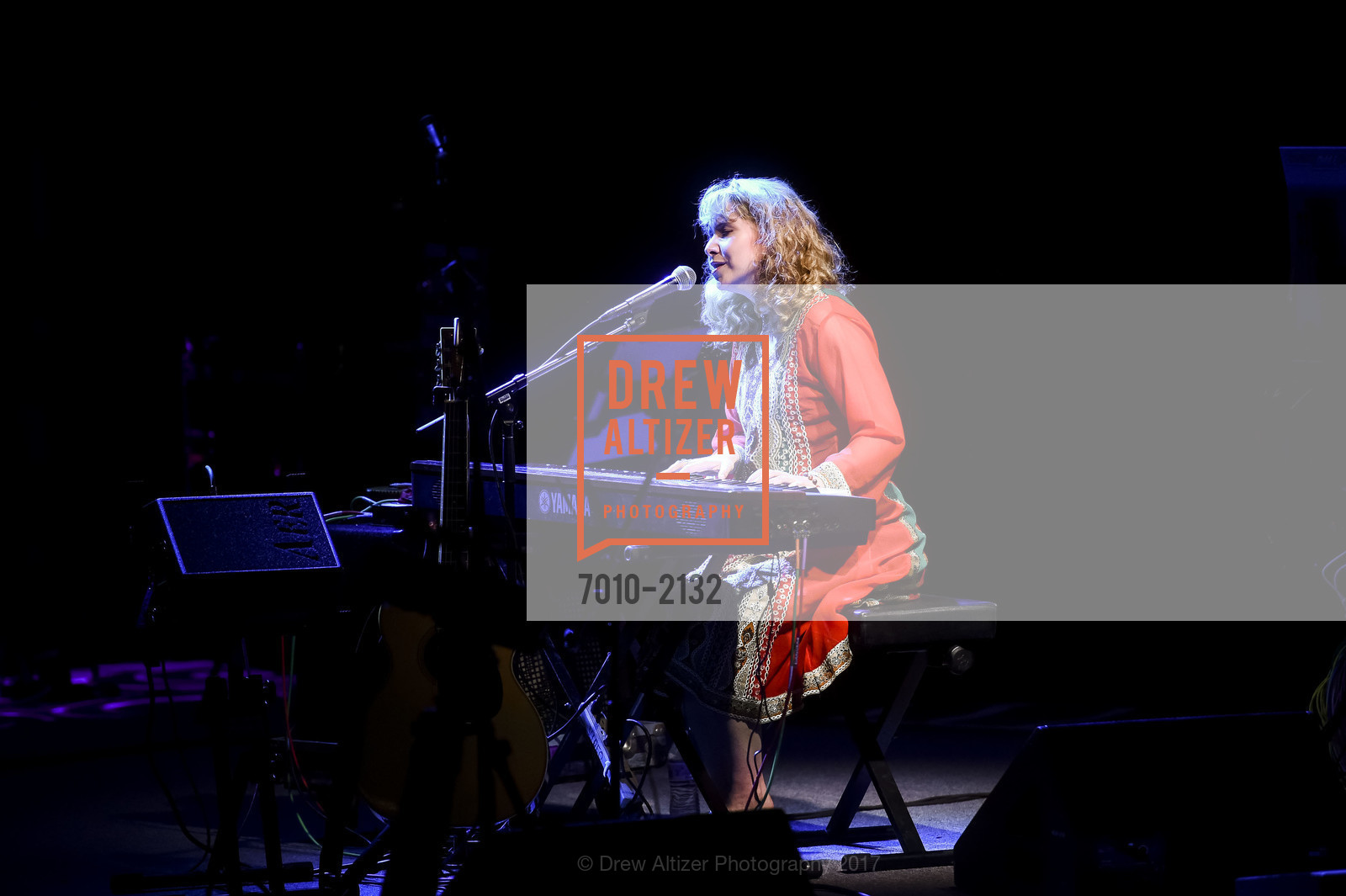 Performance, BAMPFA Share the Love Gala 2017, BAMPFA. 2155 Center St, May 2nd, 2017, Photo #7010-2132 Performance, Photo #7010-2132