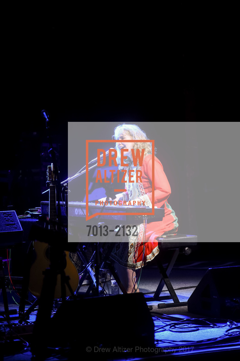 Performance, BAMPFA Share the Love Gala 2017, BAMPFA. 2155 Center St, May 2nd, 2017, Photo #7013-2132 Performance, Photo #7013-2132