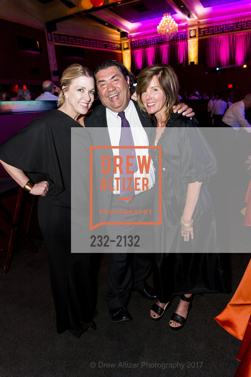 Lara Deam, Nilus de Matran, Martha Davis, BAMPFA Share the Love Gala 2017, BAMPFA. 2155 Center St, May 2nd, 2017, Photo #232-2132 Lara Deam, Nilus de Matran, Martha Davis, Photo #232-2132