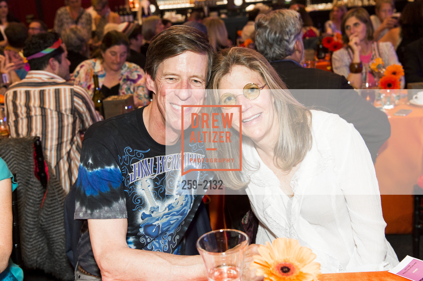 Dick Spalding, Leslie Walker, BAMPFA Share the Love Gala 2017, BAMPFA. 2155 Center St, May 2nd, 2017, Photo #259-2132 Dick Spalding, Leslie Walker, Photo #259-2132