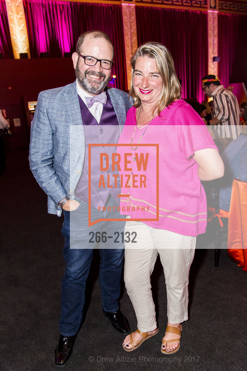 James Leventhal, Karen Klier, BAMPFA Share the Love Gala 2017, BAMPFA. 2155 Center St, May 2nd, 2017, Photo #266-2132 James Leventhal, Karen Klier, Photo #266-2132