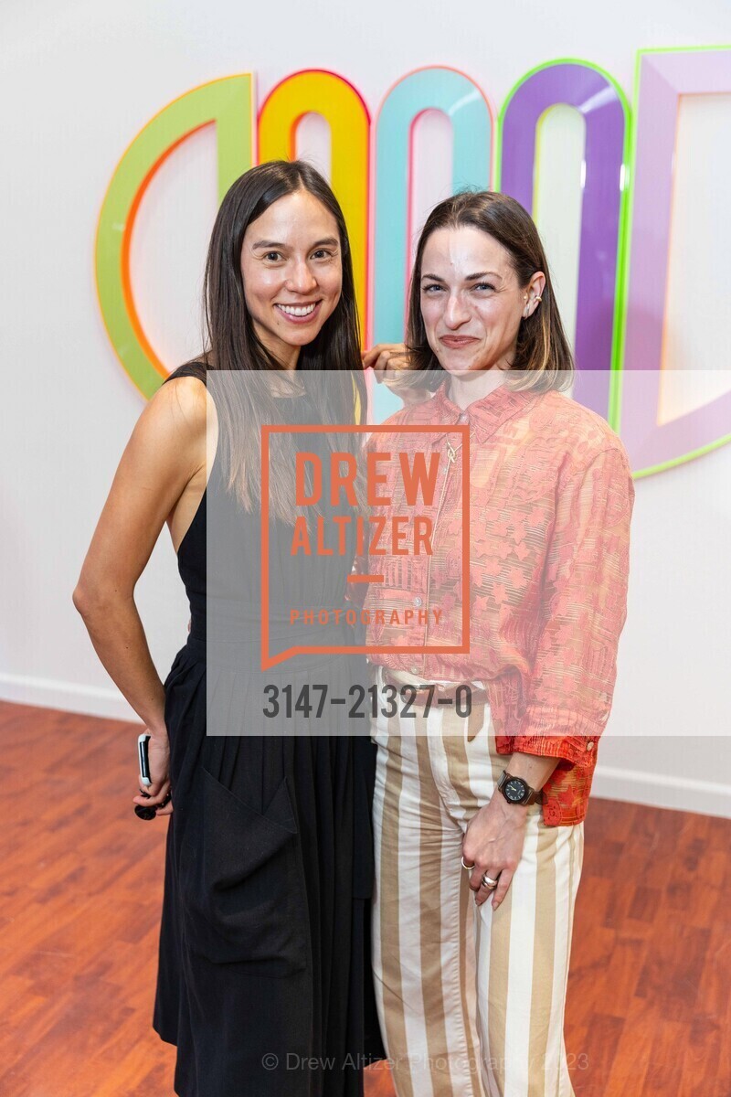 Sara Wessen Chang, Amanda Nudelman, Photo #3147-21327-0