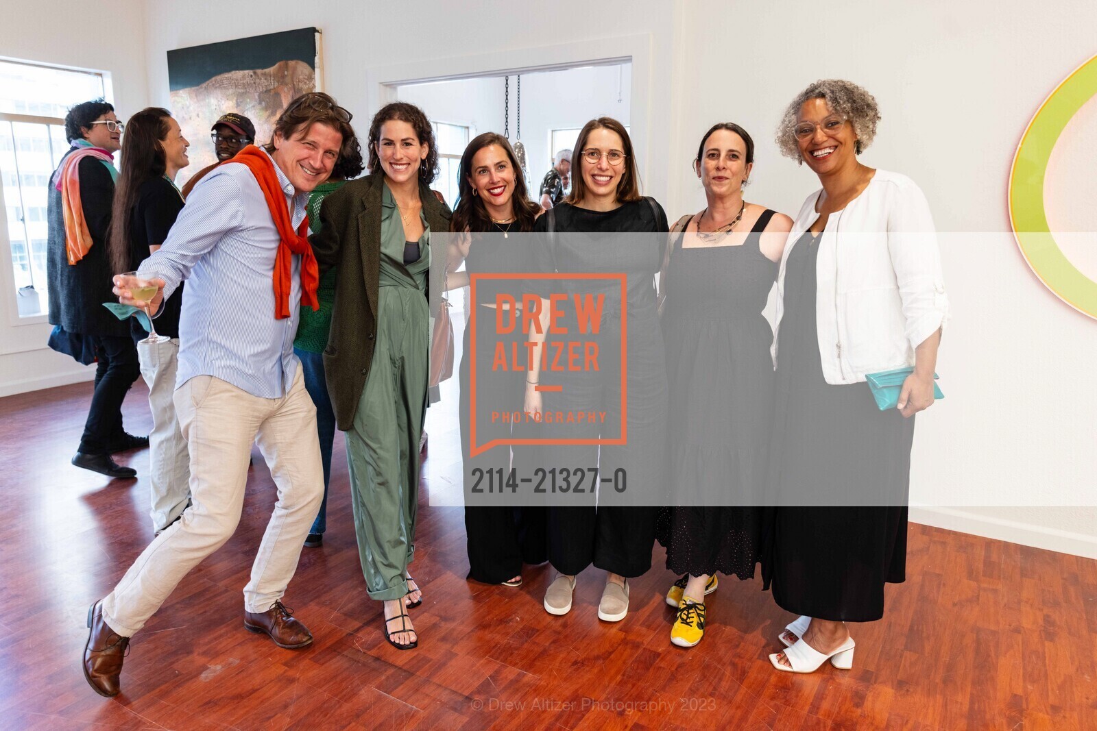 Brad McCallum, Sally Katz, Kathryn Wade, Marin Sarvé-Tarr, Shana Lopes, Natasha Becker, Jessica Silverman Gallery's 15th Anniversary, Jessica Silverman @ 615 Grant Ave, SF, CA 94108 US. Jessica Silverman @ 615 Grant Ave, SF, CA 94108 US, August 18th, 2023, Photo #2114-21327-0 Brad McCallum, Sally Katz, Kathryn Wade, Marin Sarvé-Tarr, Shana Lopes, Natasha Becker, Photo #2114-21327-0