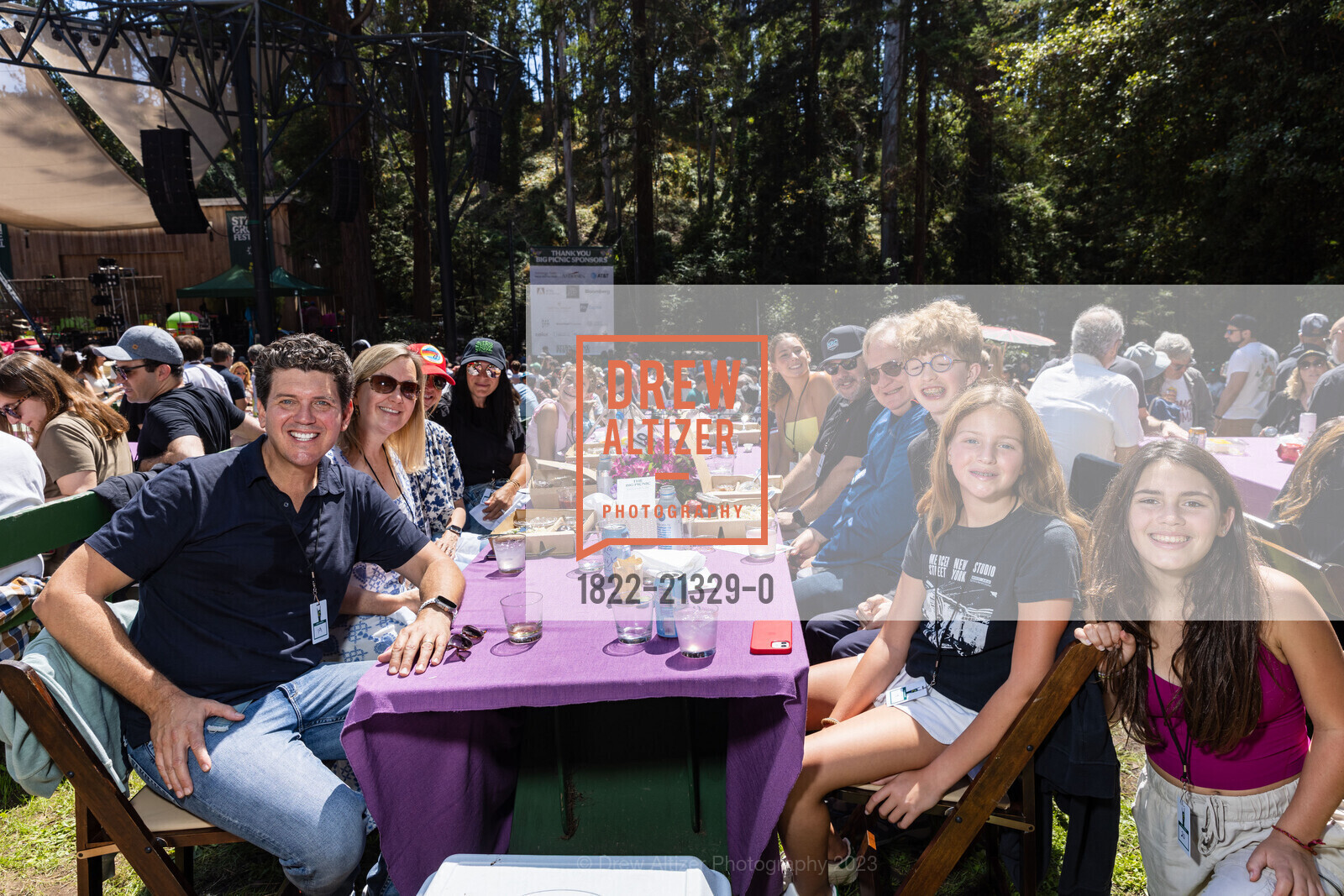 Ian DelBalso, Ben Kernan, Lauren DelBalso, Lila DelBalso, Rebecca Arwin, Scott Arwin, Reece Arwin, Chloe Arwin, Stella Arwin, Josh Kernan, Elizabeth Kernan, Stern Grove Festival's Big Picnic 2023, Sigmund Stern Recreation Grove @ Stern Grove Festival, SF, CA 94132 US. Sigmund Stern Recreation Grove @ Stern Grove Festival, SF, CA 94132 US, August 20th, 2023, Photo #1822-21329-0 Ian DelBalso, Ben Kernan, Lauren DelBalso, Lila DelBalso, Rebecca Arwin, Scott Arwin, Reece Arwin, Chloe Arwin, Stella Arwin, Josh Kernan, Elizabeth Kernan, Photo #1822-21329-0