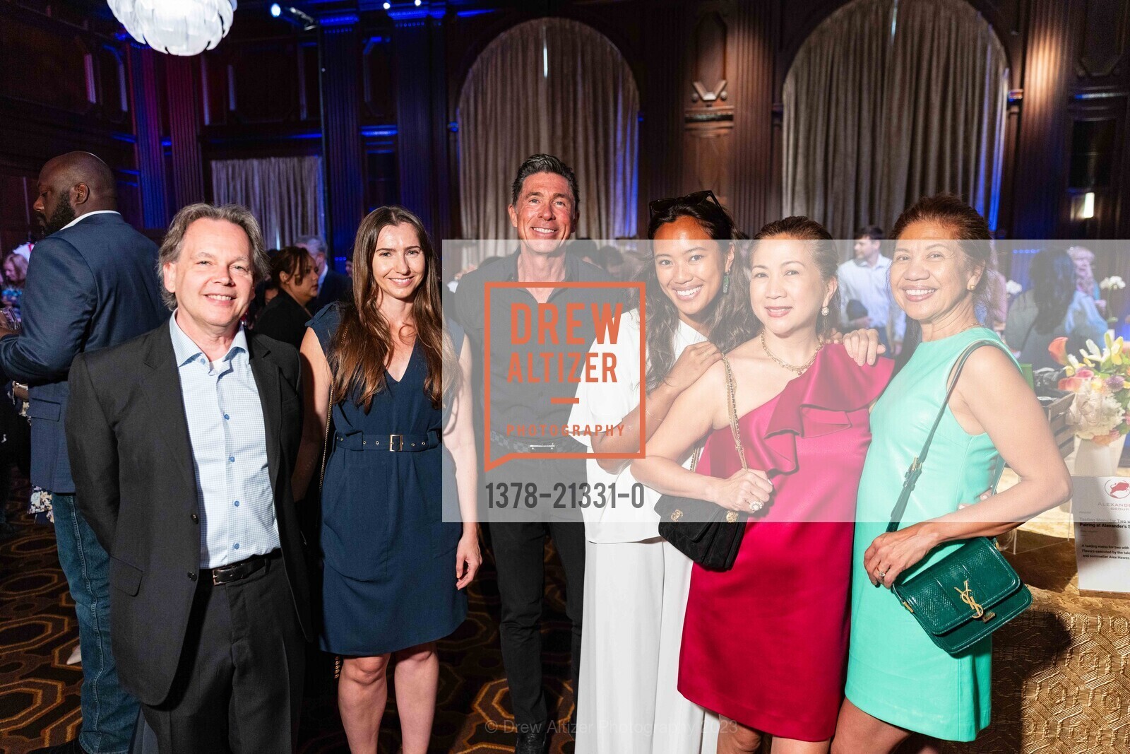 Walter GArrison, Marguerite Hutchinson, Steve Jones, Sophia Valenciano, Johanna Dimayuga, Ria Garrison, Toast & Taste 2023 presented by SFPDV benefitting Compass Family Services, The Julia Morgan Ballroom @ US. The Julia Morgan Ballroom @ US, August 22nd, 2023, Photo #1378-21331-0 Walter GArrison, Marguerite Hutchinson, Steve Jones, Sophia Valenciano, Johanna Dimayuga, Ria Garrison, Photo #1378-21331-0