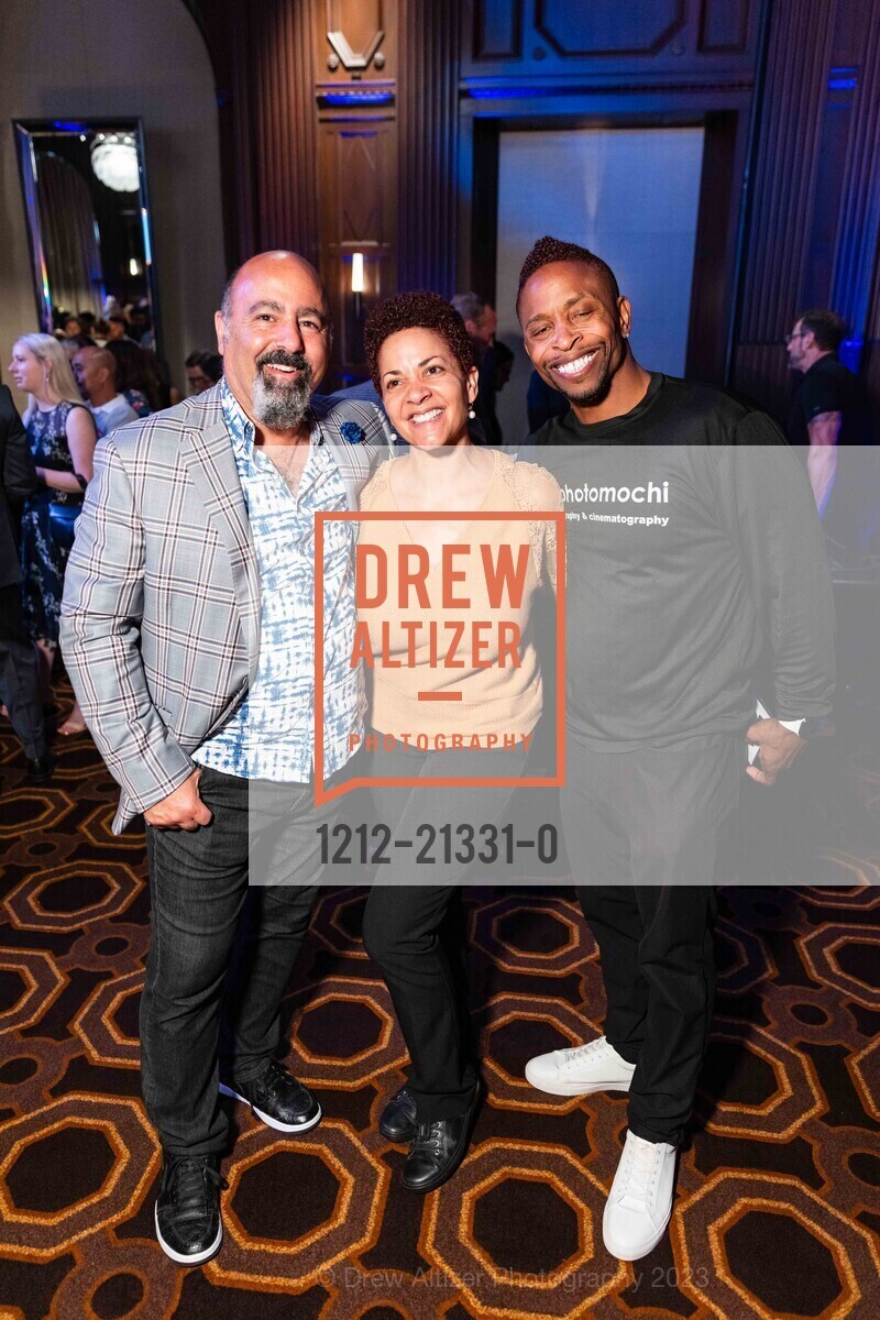 David Hannah, Amber Johnson-Garrett, Tavares Garrett, Toast & Taste 2023 presented by SFPDV benefitting Compass Family Services, The Julia Morgan Ballroom @ US. The Julia Morgan Ballroom @ US, August 22nd, 2023, Photo #1212-21331-0 David Hannah, Amber Johnson-Garrett, Tavares Garrett, Photo #1212-21331-0