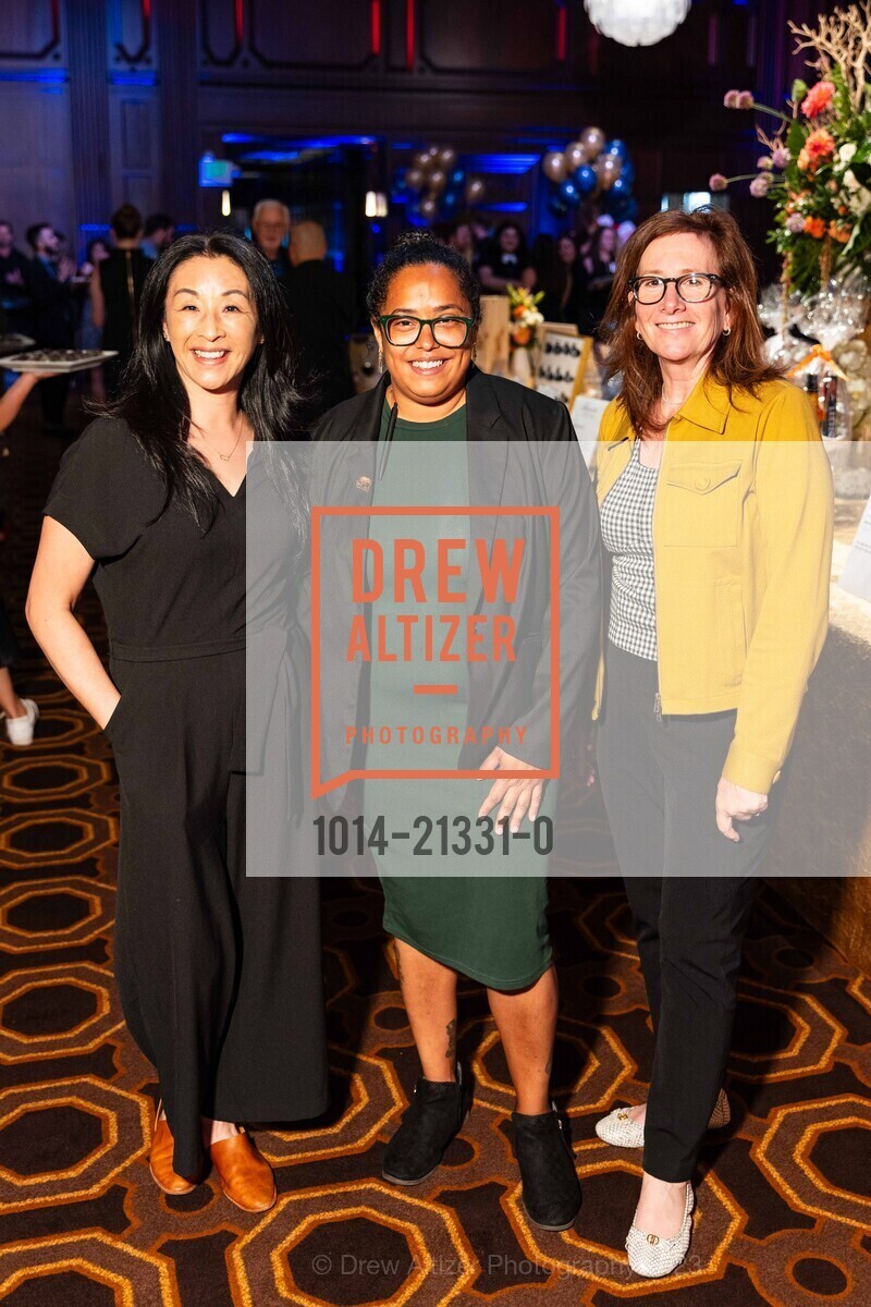 Michelle Cheng, Candace Villanueva, Susan Richardson, Toast & Taste 2023 presented by SFPDV benefitting Compass Family Services, The Julia Morgan Ballroom @ US. The Julia Morgan Ballroom @ US, August 22nd, 2023, Photo #1014-21331-0 Michelle Cheng, Candace Villanueva, Susan Richardson, Photo #1014-21331-0