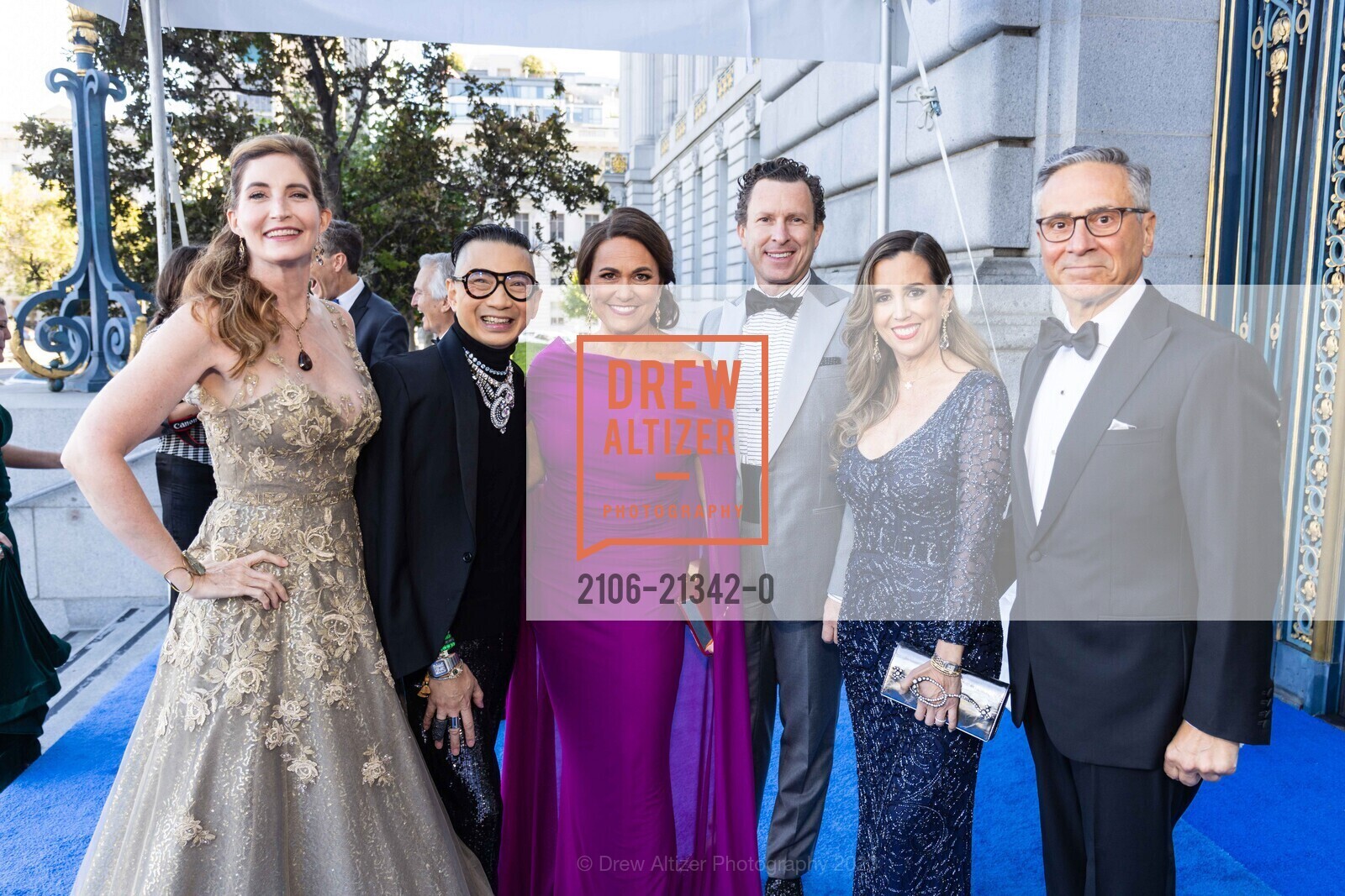 Alissa Black, Lorence Manansala, Claudia Volpi, Jacob Langfelder, Ursula Castaneda, John Carrara, San Francisco Opera Ball 2023, San Francisco War Memorial & Performing Arts Center @ 401 Van Ness Ave, SF, CA 94102 US. San Francisco War Memorial & Performing Arts Center @ 401 Van Ness Ave, SF, CA 94102 US, September 8th, 2023, Photo #2106-21342-0 Alissa Black, Lorence Manansala, Claudia Volpi, Jacob Langfelder, Ursula Castaneda, John Carrara, Photo #2106-21342-0