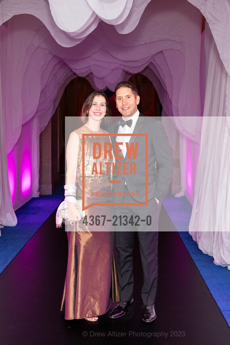 Pauline Eveillard, Douglas Gould, San Francisco Opera Ball 2023, San Francisco War Memorial & Performing Arts Center @ 401 Van Ness Ave, SF, CA 94102 US. San Francisco War Memorial & Performing Arts Center @ 401 Van Ness Ave, SF, CA 94102 US, September 8th, 2023, Photo #4367-21342-0 Pauline Eveillard, Douglas Gould, Photo #4367-21342-0