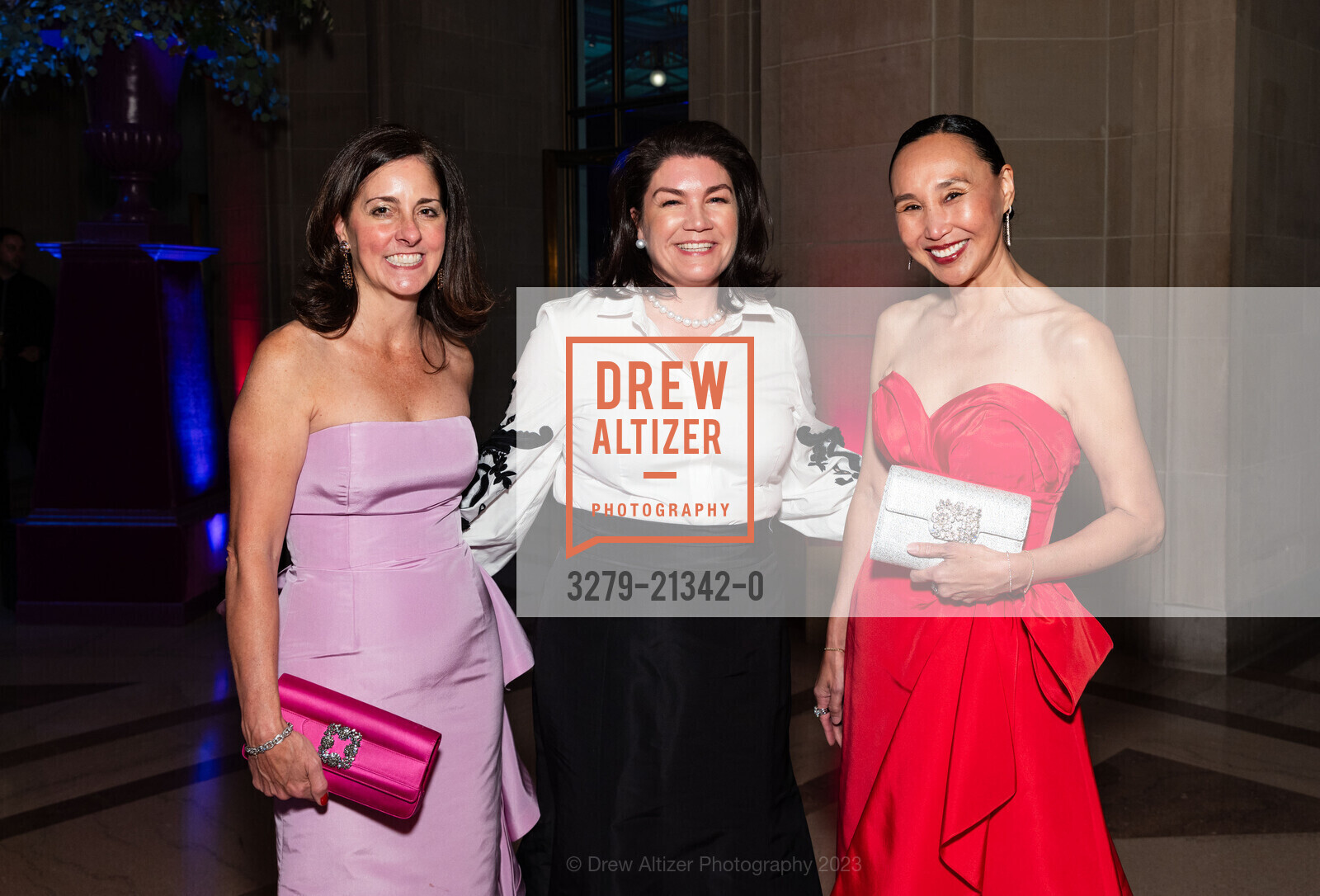 Stacey Dobos, Patrice Wilbur, Carolyn Chang, San Francisco Opera Ball 2023, San Francisco War Memorial & Performing Arts Center @ 401 Van Ness Ave, SF, CA 94102 US. San Francisco War Memorial & Performing Arts Center @ 401 Van Ness Ave, SF, CA 94102 US, September 8th, 2023, Photo #3279-21342-0 Stacey Dobos, Patrice Wilbur, Carolyn Chang, Photo #3279-21342-0