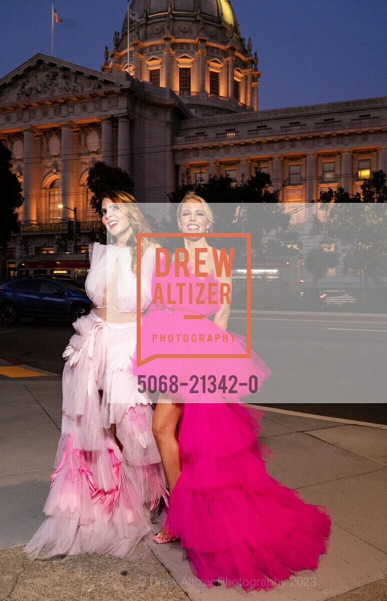Irina Akkerman, Cristin Szarek, San Francisco Opera Ball 2023, San Francisco War Memorial & Performing Arts Center @ 401 Van Ness Ave, SF, CA 94102 US. San Francisco War Memorial & Performing Arts Center @ 401 Van Ness Ave, SF, CA 94102 US, September 8th, 2023, Photo #5068-21342-0 Irina Akkerman, Cristin Szarek, Photo #5068-21342-0