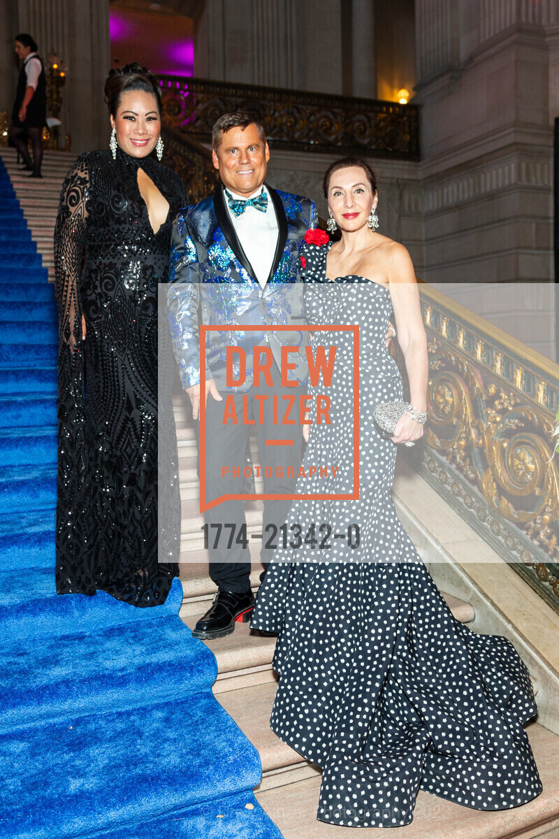 Stephanie Ng, Mark Calvano, Clara Shayevich, San Francisco Opera Ball 2023, San Francisco War Memorial & Performing Arts Center @ 401 Van Ness Ave, SF, CA 94102 US. San Francisco War Memorial & Performing Arts Center @ 401 Van Ness Ave, SF, CA 94102 US, September 8th, 2023, Photo #1774-21342-0 Stephanie Ng, Mark Calvano, Clara Shayevich, Photo #1774-21342-0