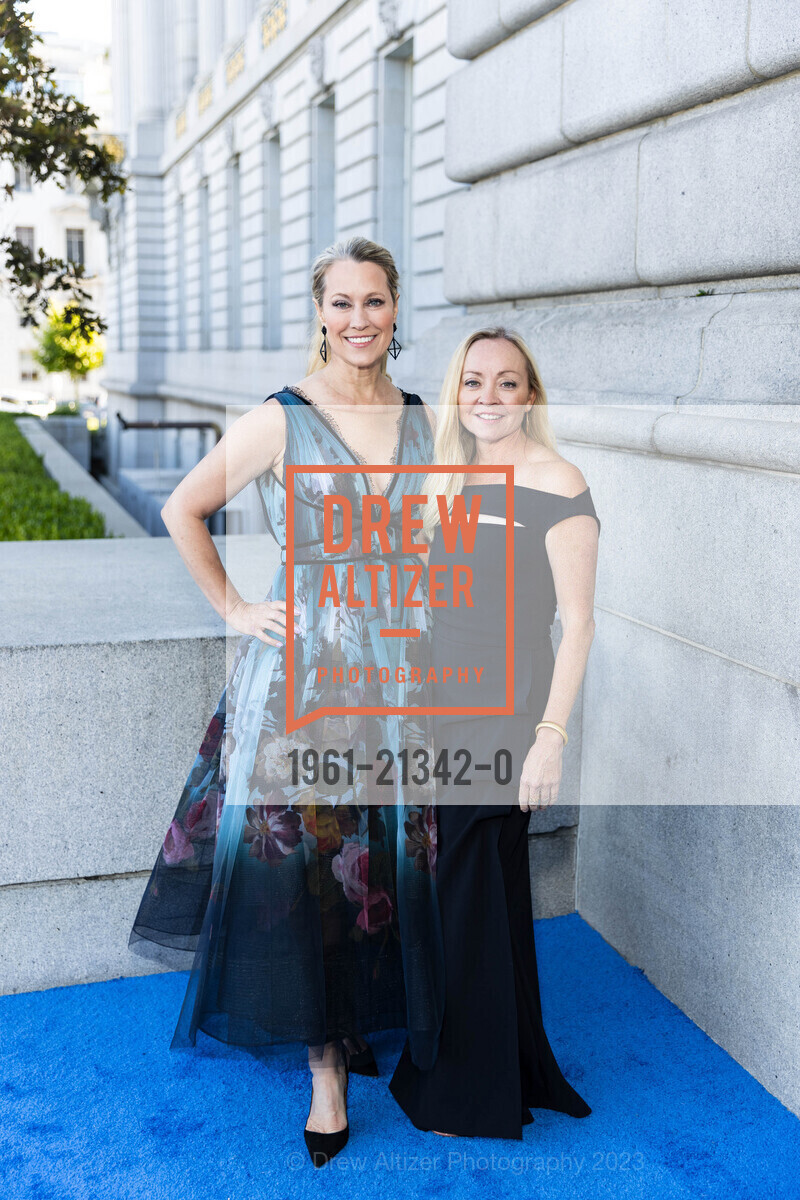 Chelsea Owen, Rebecca Kaykas-Wolff, San Francisco Opera Ball 2023, San Francisco War Memorial & Performing Arts Center @ 401 Van Ness Ave, SF, CA 94102 US. San Francisco War Memorial & Performing Arts Center @ 401 Van Ness Ave, SF, CA 94102 US, September 8th, 2023, Photo #1961-21342-0 Chelsea Owen, Rebecca Kaykas-Wolff, Photo #1961-21342-0