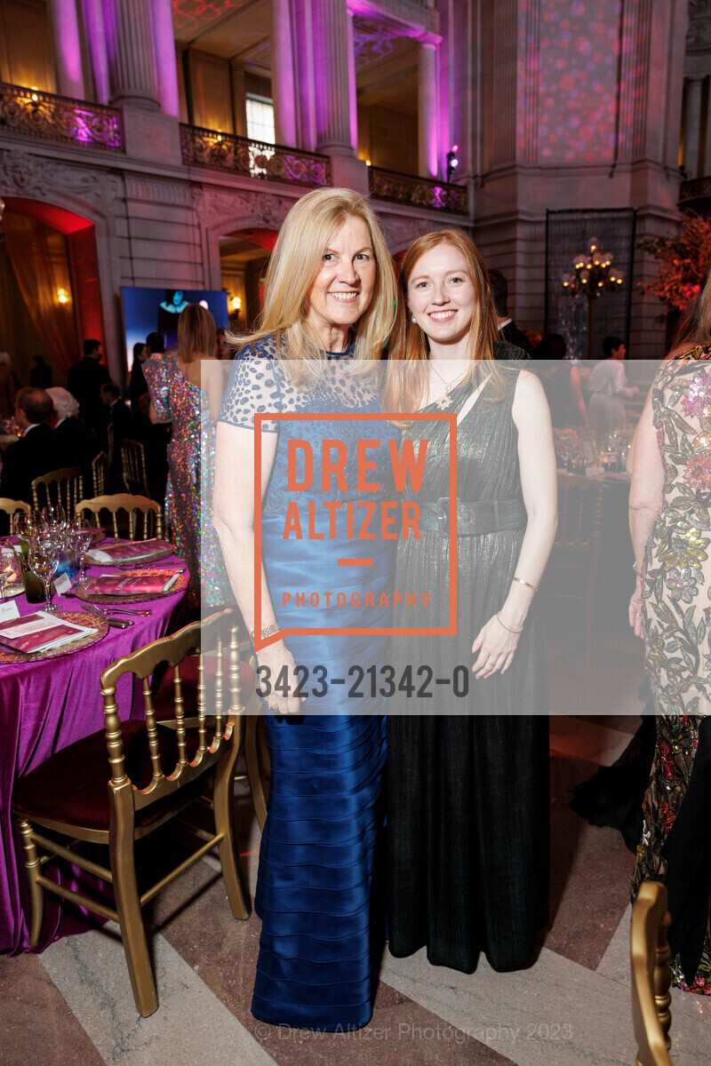 Jacqueline Erdman, Mackenzie Erdman, San Francisco Opera Ball 2023, San Francisco War Memorial & Performing Arts Center @ 401 Van Ness Ave, SF, CA 94102 US. San Francisco War Memorial & Performing Arts Center @ 401 Van Ness Ave, SF, CA 94102 US, September 8th, 2023, Photo #3423-21342-0 Jacqueline Erdman, Mackenzie Erdman, Photo #3423-21342-0