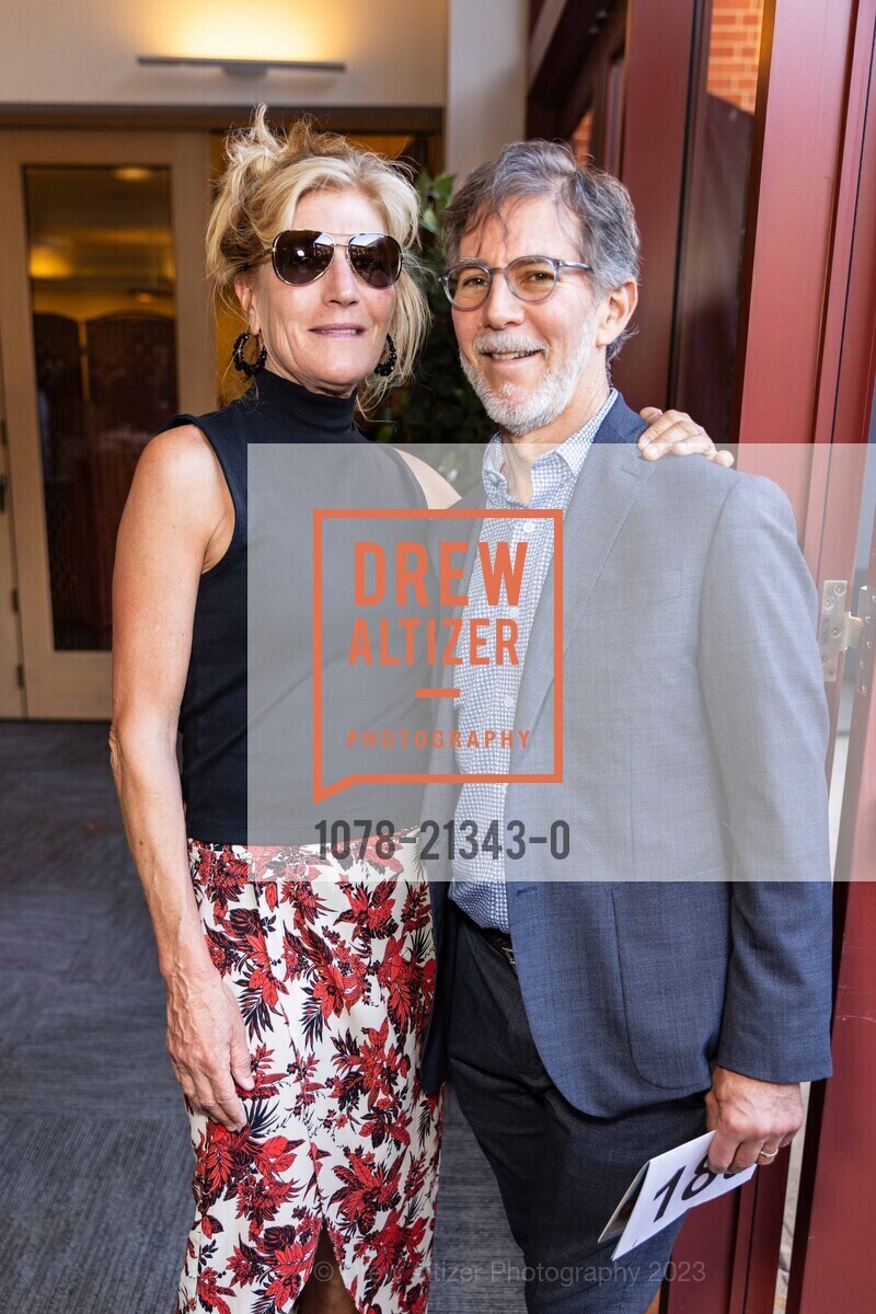 Donna Nesterenko, Joel Josehart, Photo #1078-21343-0