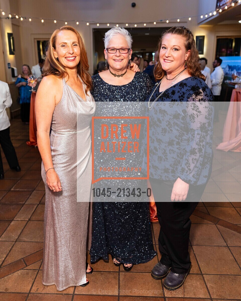 Melanie Piazza, Eileen Jones, Kate Lynch, WildCare 2023, Osher Marin JCC @ 200 N San Pedro Rd, San Rafael, CA 94903 US. Osher Marin JCC @ 200 N San Pedro Rd, San Rafael, CA 94903 US, September 9th, 2023, Photo #1045-21343-0 Melanie Piazza, Eileen Jones, Kate Lynch, Photo #1045-21343-0