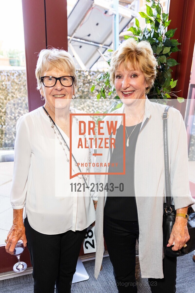 Maggie Thompson, Cheryl Redmond, Photo #1121-21343-0