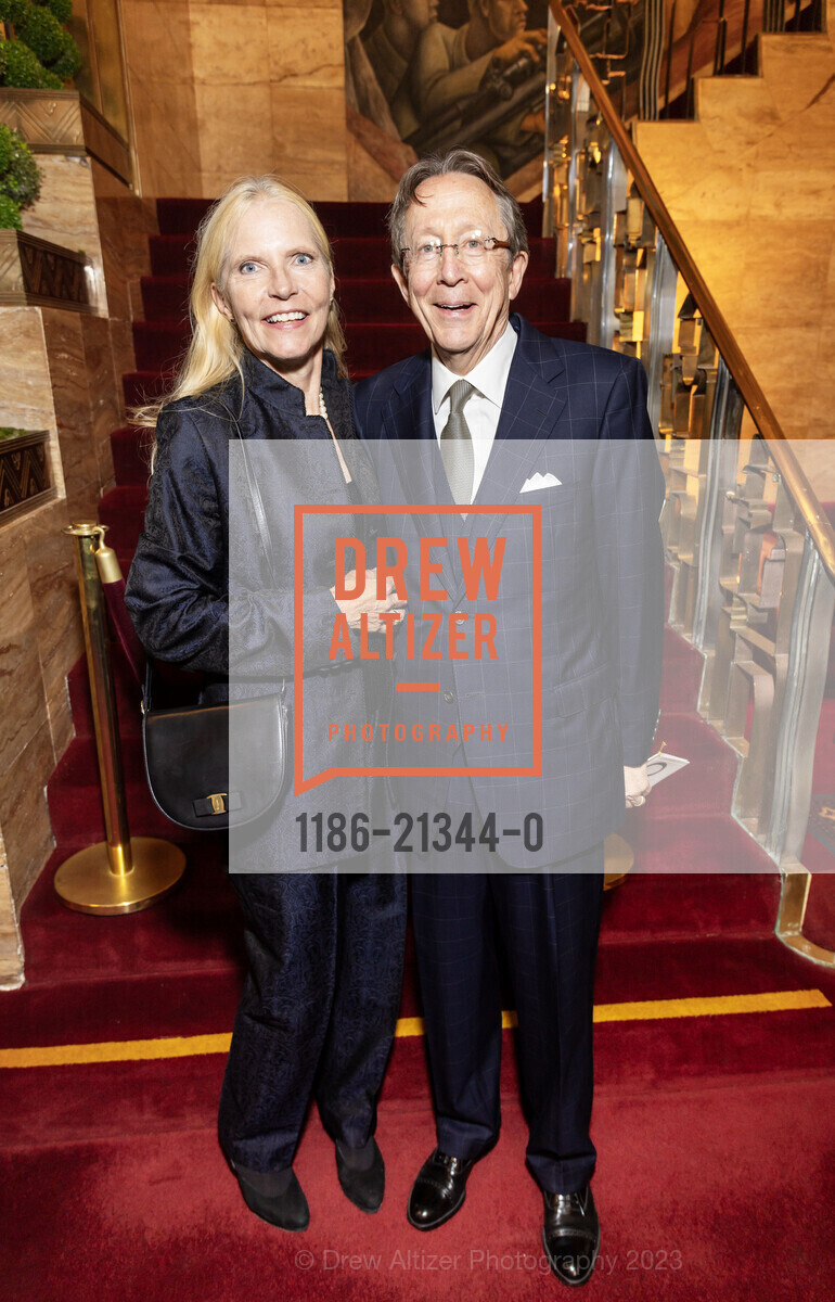 Nancy Gille, Tom Gille, Photo #1186-21344-0