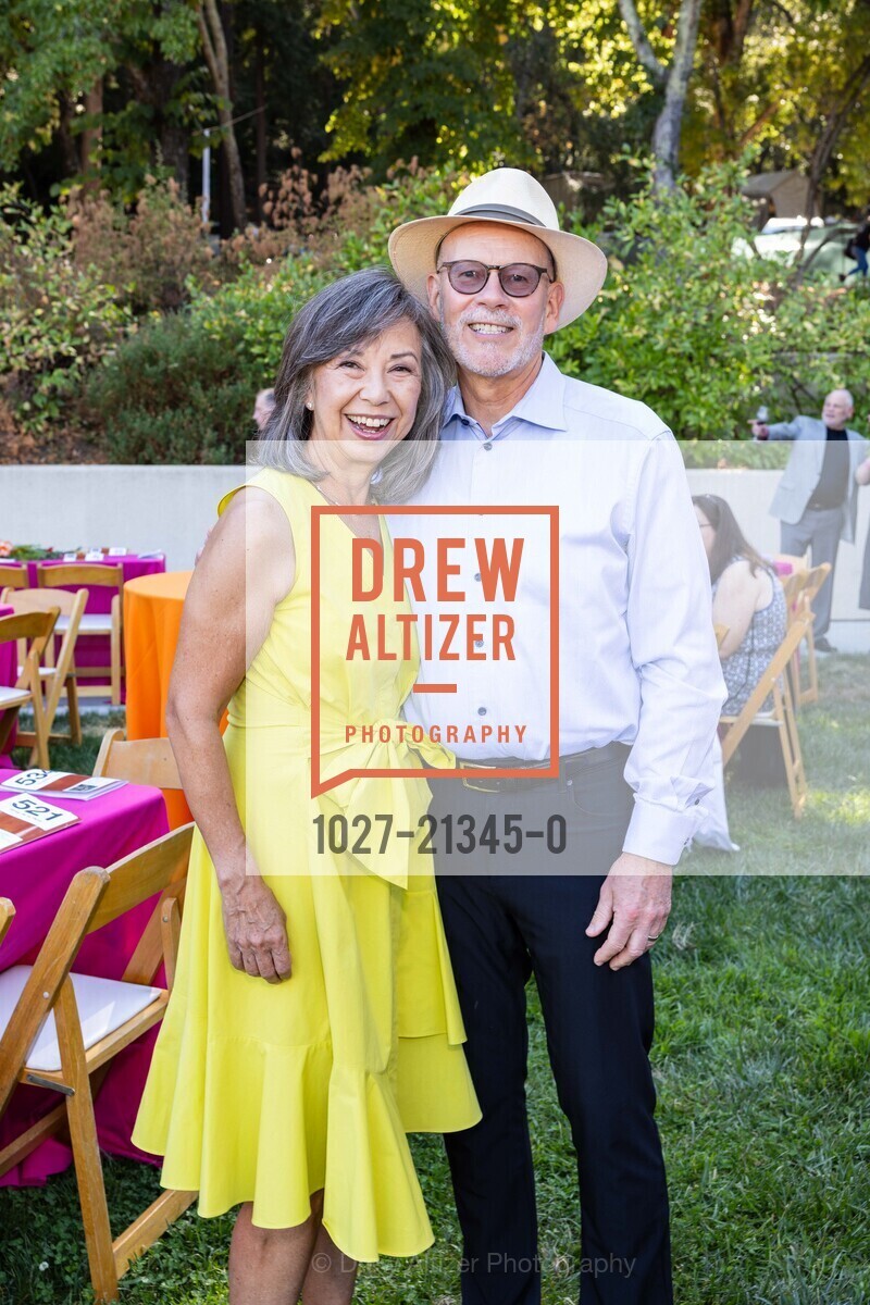 Theresa Brannon, Chuck Columbus, Montalvo Arts Center Food & Wine Classic 2023, Montalvo Arts Center @ 15400 Montalvo Rd, Saratoga, CA 95071 US. Montalvo Arts Center @ 15400 Montalvo Rd, Saratoga, CA 95071 US, Photo #1027-21345-0 Theresa Brannon, Chuck Columbus, Photo #1027-21345-0