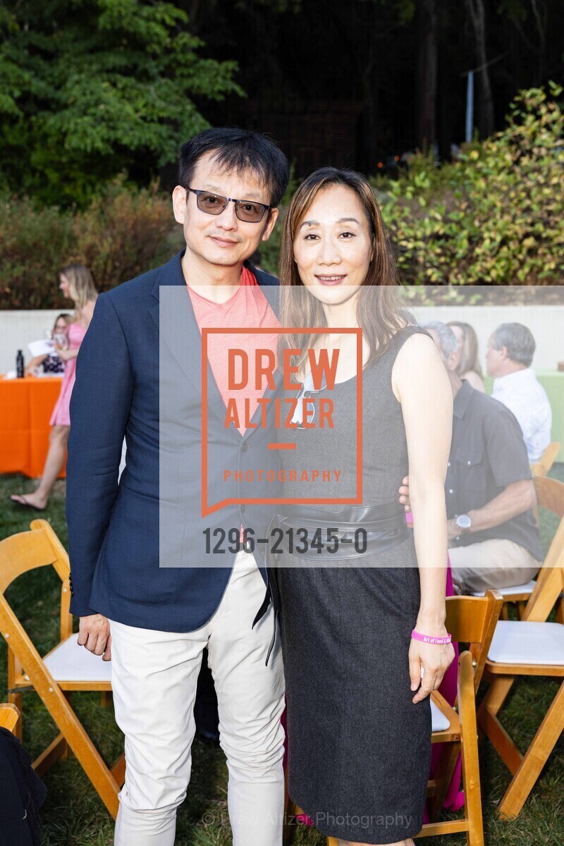 Hansong Zhang, Sally Shi, Photo #1296-21345-0