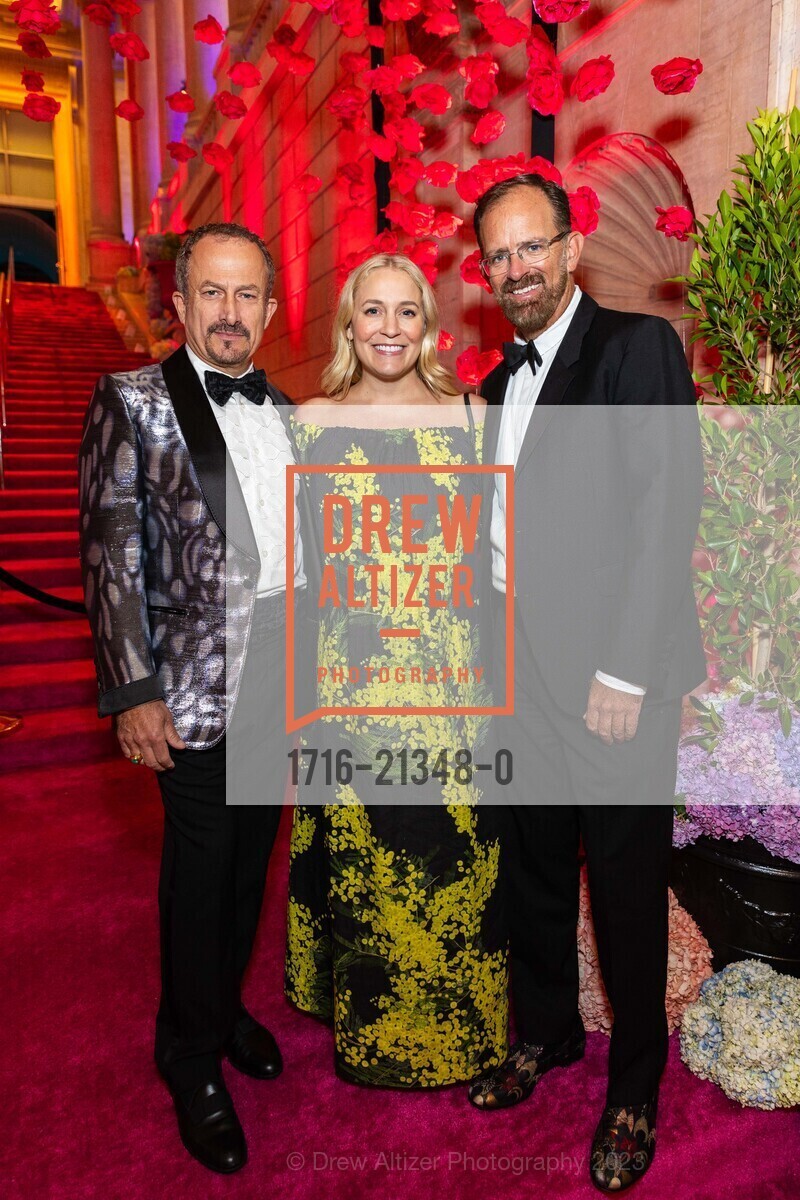 Jorge Maumer, Emily Millman, Christopher Alvarez, Asian Art Museum's 2023 Gala Celebrating Takashi Murakami and "Unfamiliar People", Asian Art Museum @ 200 Larkin St, SF, CA 94102 US. Asian Art Museum @ 200 Larkin St, SF, CA 94102 US, September 13th, 2023, Photo #1716-21348-0 Jorge Maumer, Emily Millman, Christopher Alvarez, Photo #1716-21348-0
