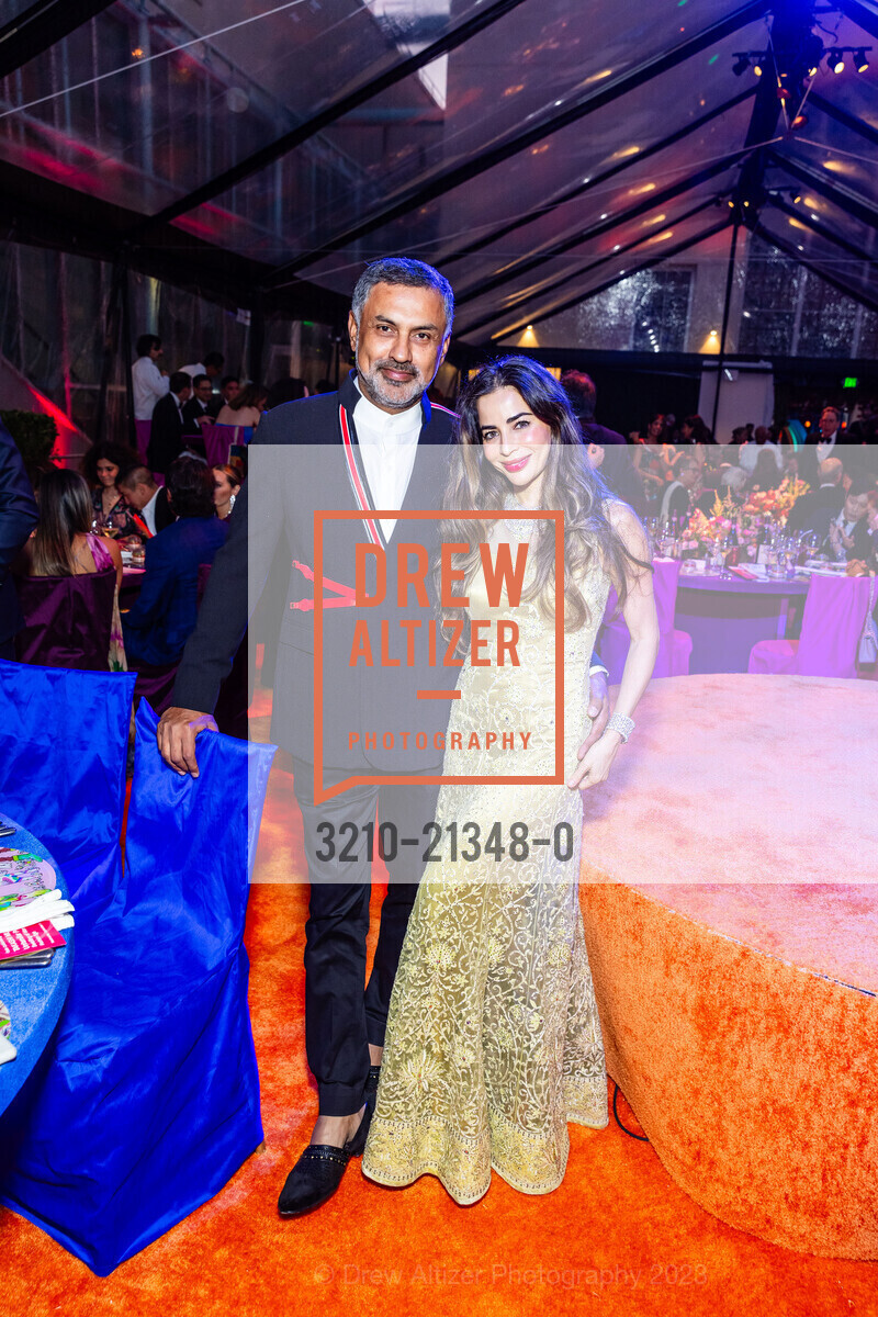 Prakash Arora, Aeysha Carr, Photo #3210-21348-0