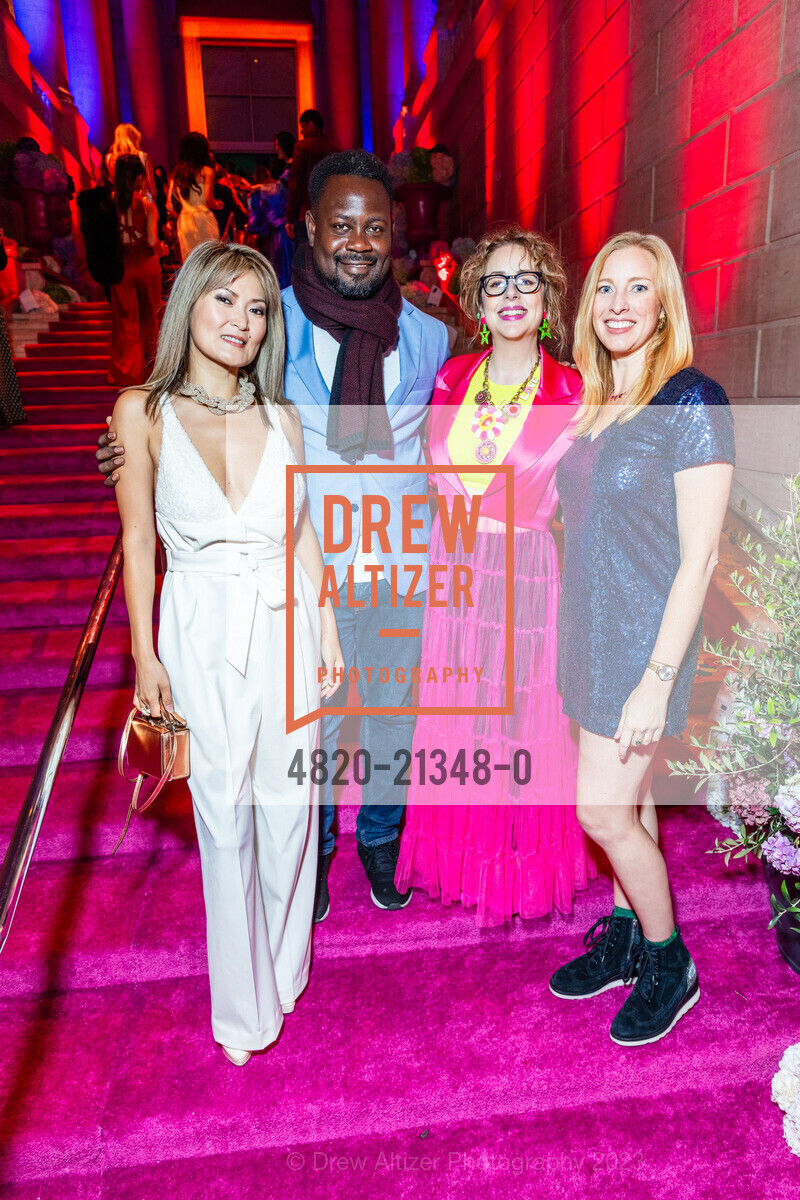 Dulo Batsuh, Jefferson Jules, Stephanie Block, Clare Keating, Asian Art Museum's 2023 Gala Celebrating Takashi Murakami and "Unfamiliar People", Asian Art Museum @ 200 Larkin St, SF, CA 94102 US. Asian Art Museum @ 200 Larkin St, SF, CA 94102 US, September 13th, 2023, Photo #4820-21348-0 Dulo Batsuh, Jefferson Jules, Stephanie Block, Clare Keating, Photo #4820-21348-0