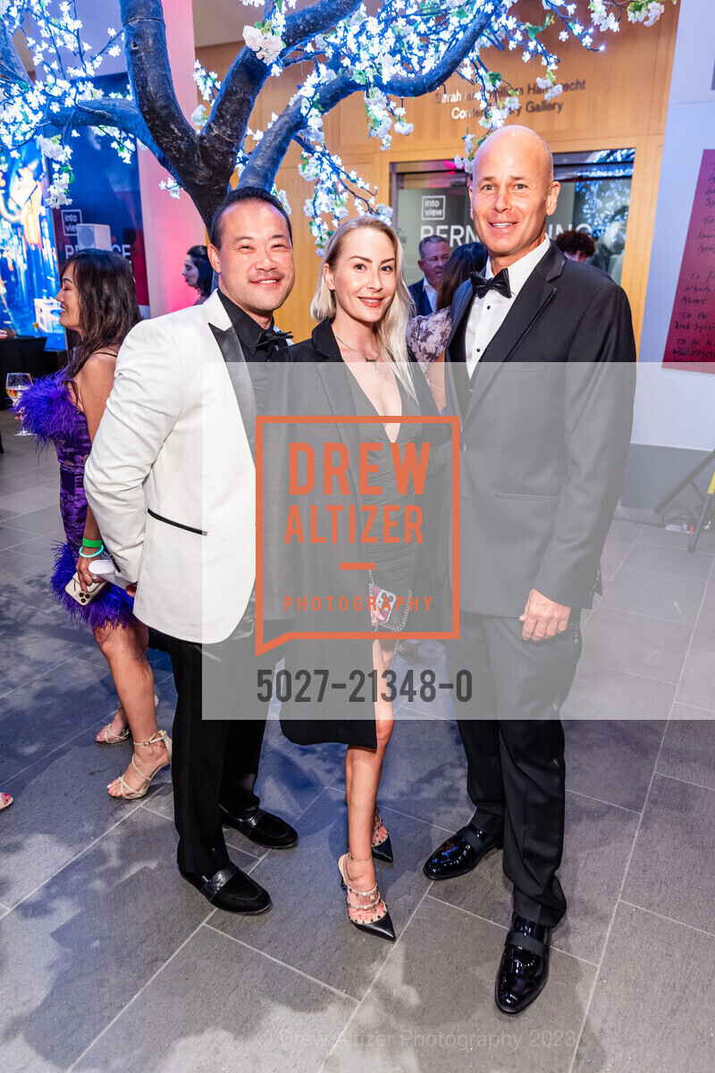 Jason Ng, Anita Makarova, Lalo Davis, Asian Art Museum's 2023 Gala Celebrating Takashi Murakami and "Unfamiliar People", Asian Art Museum @ 200 Larkin St, SF, CA 94102 US. Asian Art Museum @ 200 Larkin St, SF, CA 94102 US, September 13th, 2023, Photo #5027-21348-0 Jason Ng, Anita Makarova, Lalo Davis, Photo #5027-21348-0