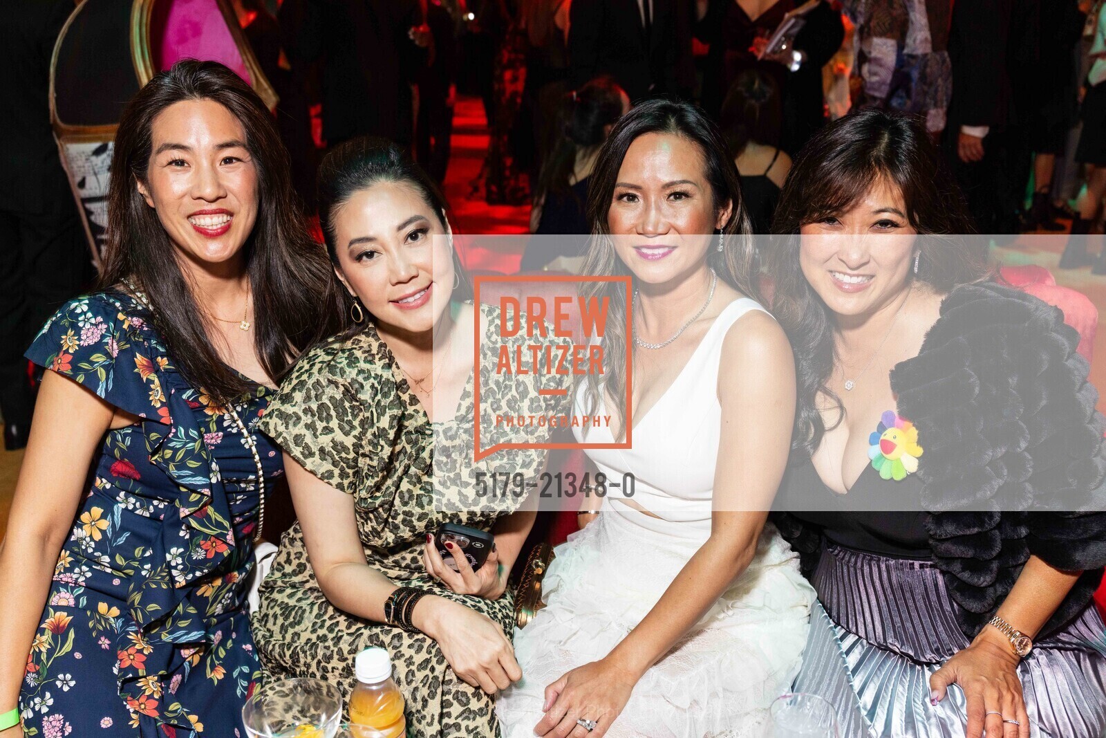 Shieny Chung, Irene Ting, Bonnie Feldman, Asian Art Museum's 2023 Gala Celebrating Takashi Murakami and "Unfamiliar People", Asian Art Museum @ 200 Larkin St, SF, CA 94102 US. Asian Art Museum @ 200 Larkin St, SF, CA 94102 US, September 13th, 2023, Photo #5179-21348-0 Shieny Chung, Irene Ting, Bonnie Feldman, Photo #5179-21348-0