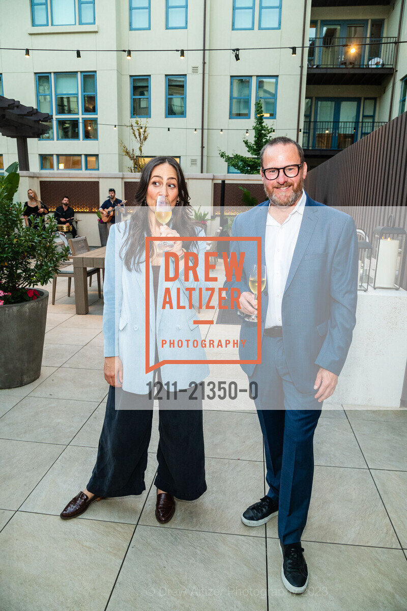 Bryn Barone, Jason Alexander, Springline Grand Opening VIP Dinner, 550 Oak Grove Ave, Menlo Park, CA 94025 US. 550 Oak Grove Ave, Menlo Park, CA 94025 US, September 13th, 2023, Photo #1211-21350-0 Bryn Barone, Jason Alexander, Photo #1211-21350-0