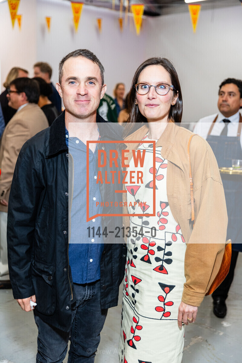 Liam Everett, Daelyn Farnham, ICA Homecoming: First Annual Benefit, ICA SF @ 901 Minnesota St, SF, CA 94107 US. ICA SF @ 901 Minnesota St, SF, CA 94107 US, Photo #1144-21354-0 Liam Everett, Daelyn Farnham, Photo #1144-21354-0