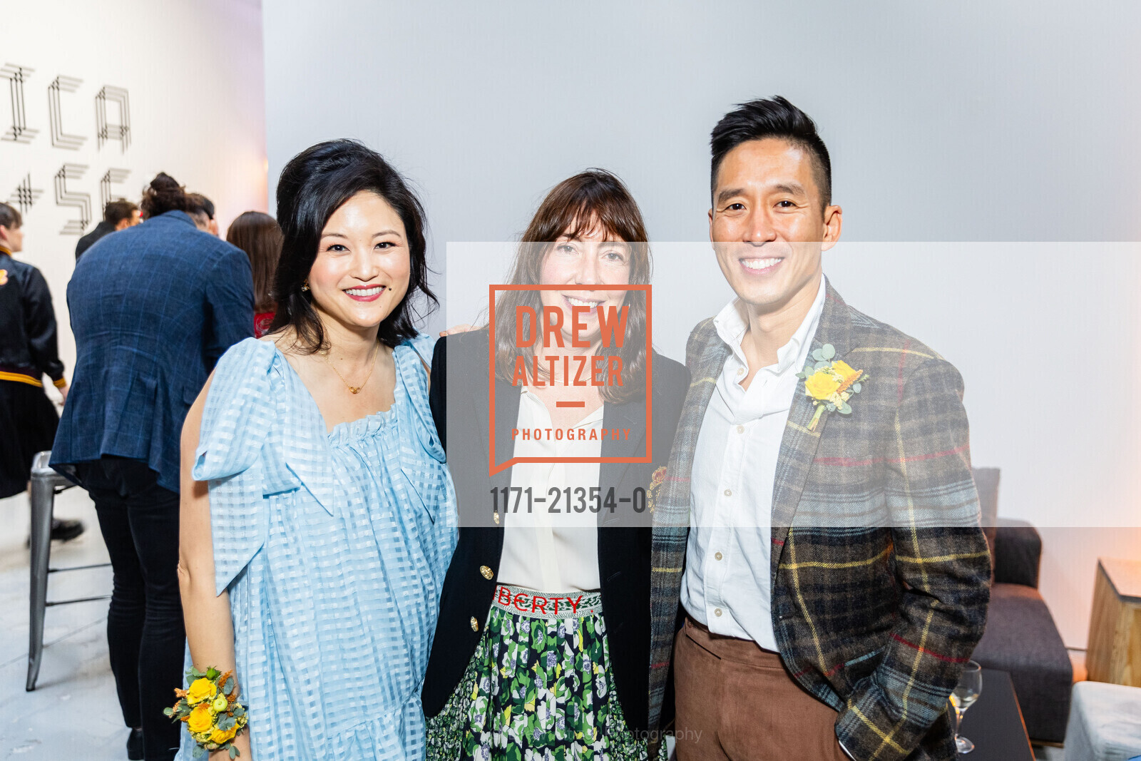 Catherine Kwong, Claudia Altman-Siegel, Brian Kwong, ICA Homecoming: First Annual Benefit, ICA SF @ 901 Minnesota St, SF, CA 94107 US. ICA SF @ 901 Minnesota St, SF, CA 94107 US, Photo #1171-21354-0 Catherine Kwong, Claudia Altman-Siegel, Brian Kwong, Photo #1171-21354-0