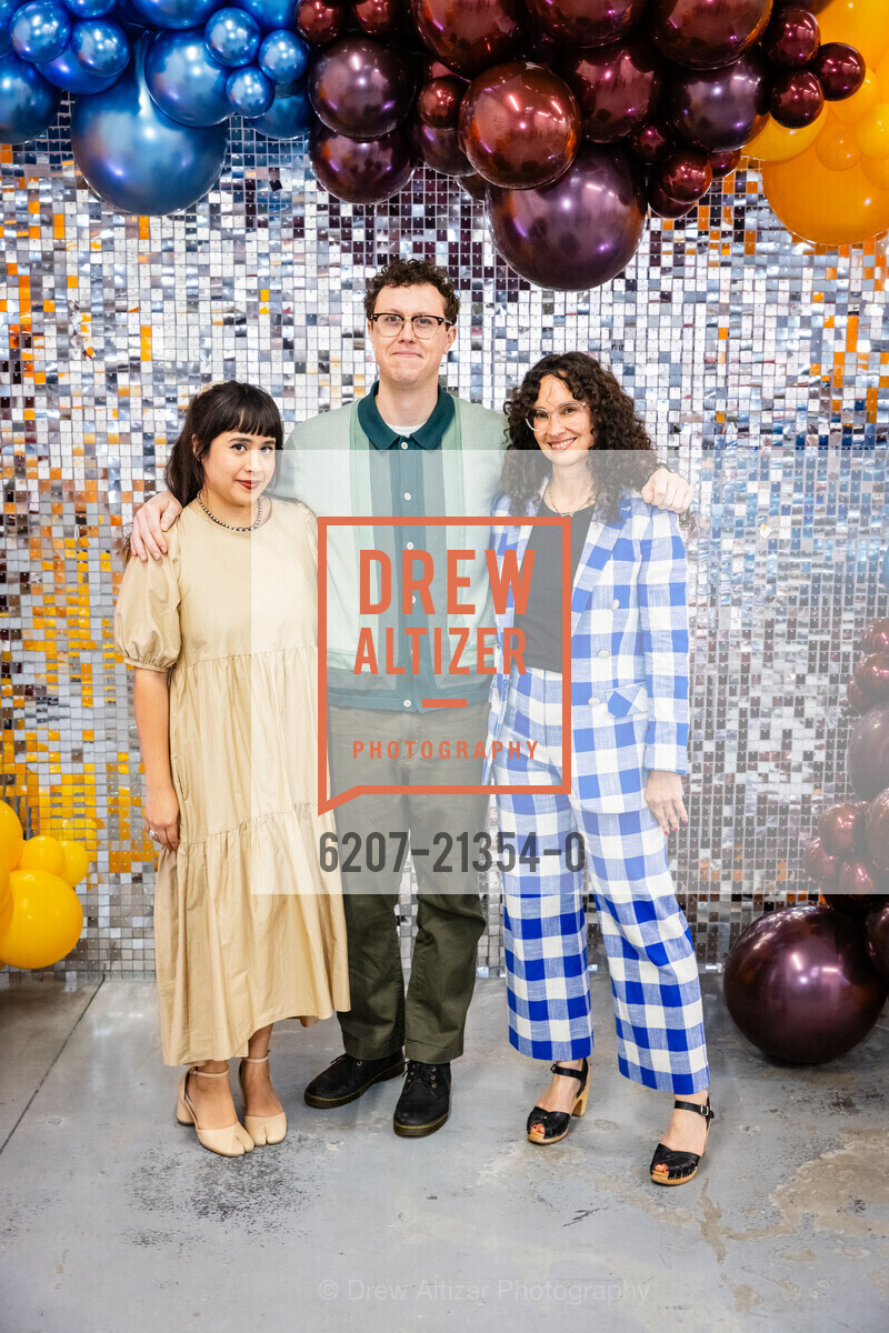 Liz Hernandez, Ryan Whelan, Sarah Galender Meyer, ICA Homecoming: First Annual Benefit, ICA SF @ 901 Minnesota St, SF, CA 94107 US. ICA SF @ 901 Minnesota St, SF, CA 94107 US, Photo #6207-21354-0 Liz Hernandez, Ryan Whelan, Sarah Galender Meyer, Photo #6207-21354-0