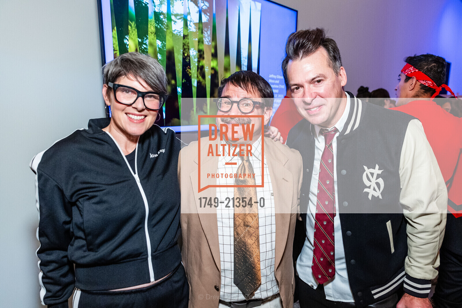 Ali Gass, David Hornik, Ethan Beard, ICA Homecoming: First Annual Benefit, ICA SF @ 901 Minnesota St, SF, CA 94107 US. ICA SF @ 901 Minnesota St, SF, CA 94107 US, Photo #1749-21354-0 Ali Gass, David Hornik, Ethan Beard, Photo #1749-21354-0