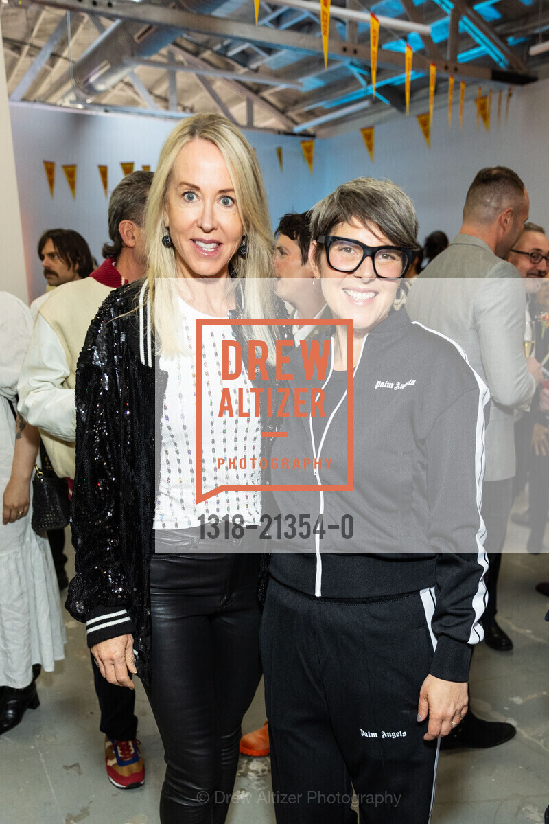 Laura Smith Sweeney, Ali Gass, Photo #1318-21354-0