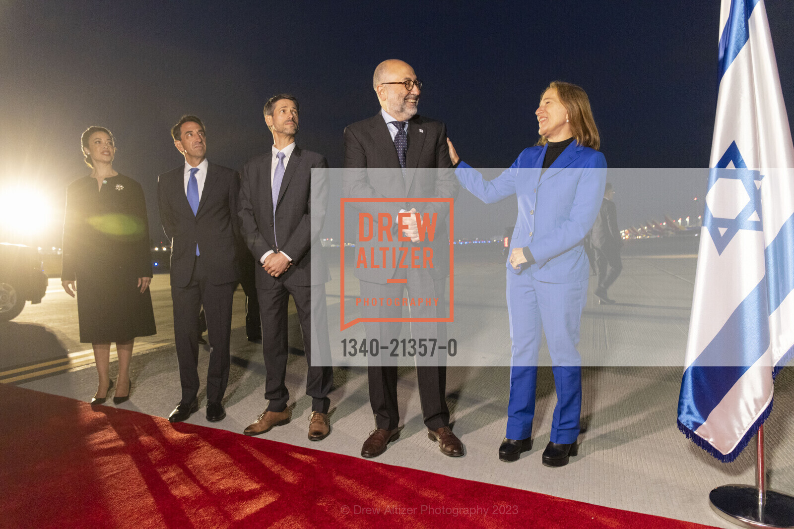 Silicon Valley Chief of Protocol Deanna Tryon, District Attorney Jeff Rosen, San Jose Mayor Matt Mahan, Consul General Marco Sermoneta, Lieutenant Governor Eleni Kounalakis, Photo #1340-21357-0