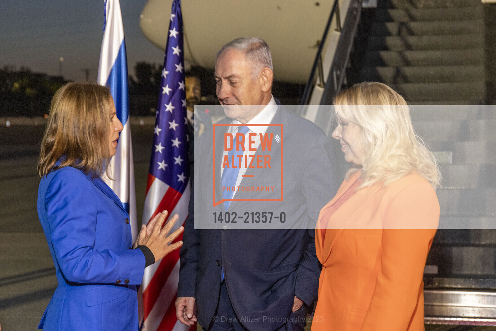 Lieutenant Governor Eleni Kounalakis, Prime Minister Benjamin Netanyahu, Sara Netanyahu, Photo #1402-21357-0