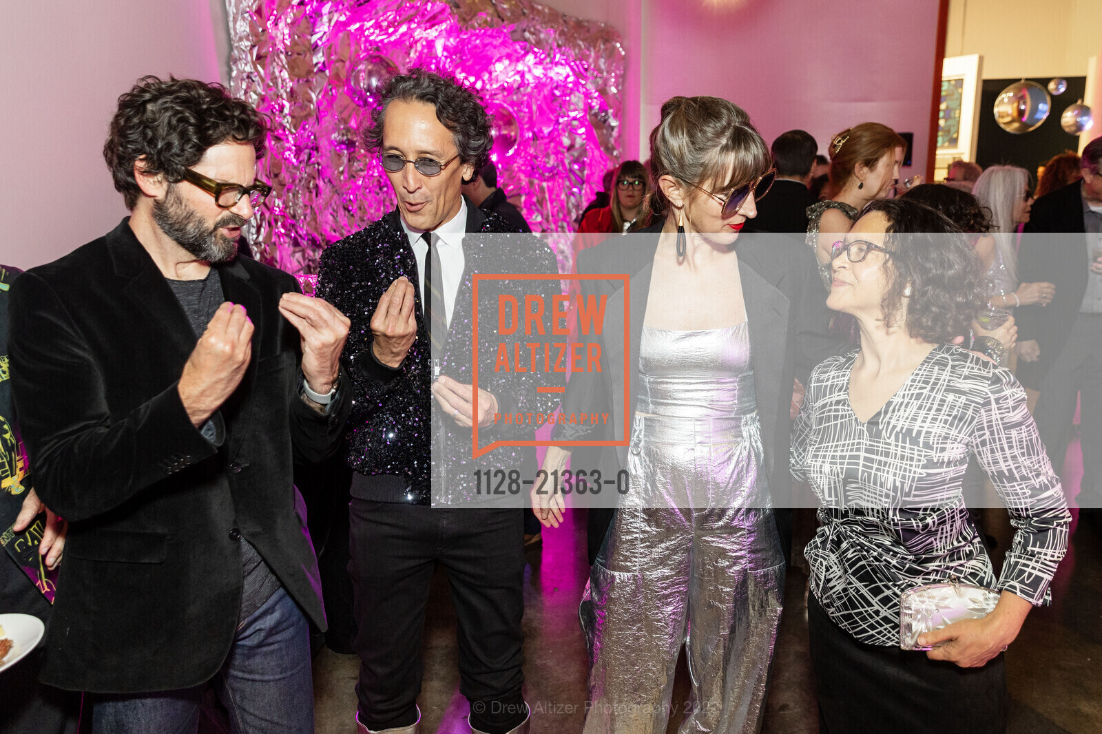 John Kiechel, David Yu, Gretchen Wustrack, Laurel Katz, Museum of Craft and Design's 2023 Mirror Ball Benefit and Auction, Museum of Craft and Design @ 2569 3rd St, SAN FRANCISCO, CA 94107 US. Museum of Craft and Design @ 2569 3rd St, SAN FRANCISCO, CA 94107 US, September 21st, 2023, Photo #1128-21363-0 John Kiechel, David Yu, Gretchen Wustrack, Laurel Katz, Photo #1128-21363-0