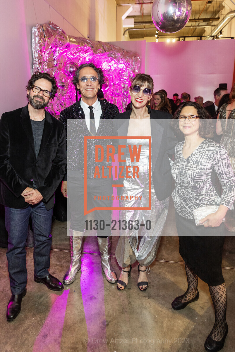 John Kiechel, David Yu, Gretchen Wustrack, Laurel Katz, Museum of Craft and Design's 2023 Mirror Ball Benefit and Auction, Museum of Craft and Design @ 2569 3rd St, SAN FRANCISCO, CA 94107 US. Museum of Craft and Design @ 2569 3rd St, SAN FRANCISCO, CA 94107 US, September 21st, 2023, Photo #1130-21363-0 John Kiechel, David Yu, Gretchen Wustrack, Laurel Katz, Photo #1130-21363-0