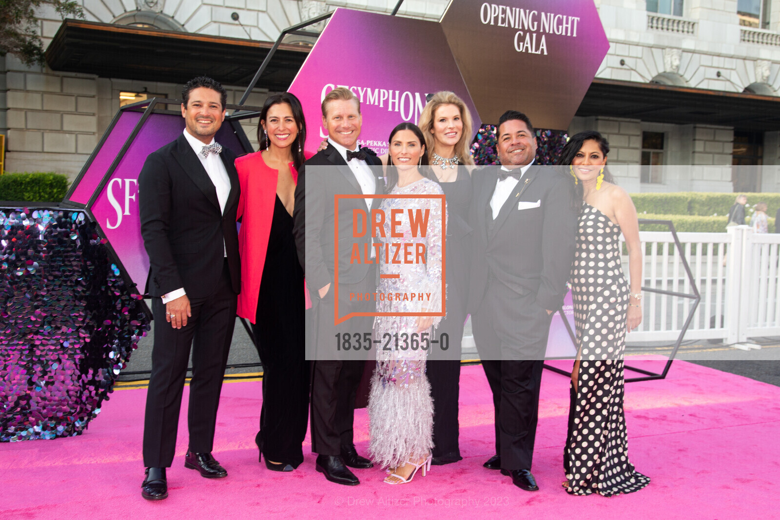Jacob Mullins, Nancy Reyes Mullins, Nate Daly, Nicole Daly, Jane Grosvenor, Brent Sanchez, Roneeta Lal, San Francisco Symphony Opening Night Gala, Louise M. Davies Symphony Hall. 201 Van Ness Ave, SF, CA 94102 US, September 22nd, 2023, Photo #1835-21365-0 Jacob Mullins, Nancy Reyes Mullins, Nate Daly, Nicole Daly, Jane Grosvenor, Brent Sanchez, Roneeta Lal, Photo #1835-21365-0