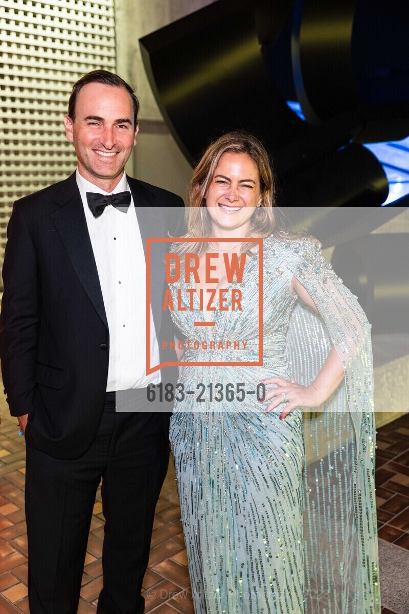 Chris Schreiber, Phoebe Schreiber, San Francisco Symphony Opening Night Gala, Louise M. Davies Symphony Hall. 201 Van Ness Ave, SF, CA 94102 US, September 22nd, 2023, Photo #6183-21365-0 Chris Schreiber, Phoebe Schreiber, Photo #6183-21365-0
