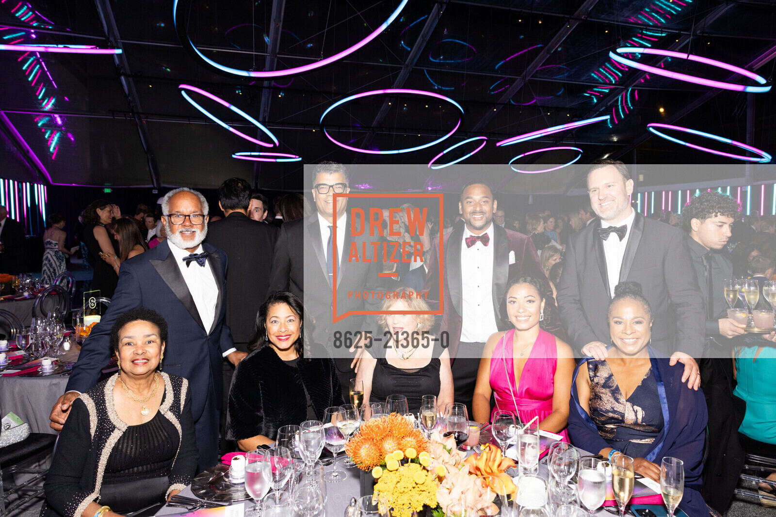 Anette Harris, Rene Thiery, Martin Jones, Marc Loupe, Mary Beth Moxon, Etan Fraser, Judith Fraser, Marty Jones, Charmaine Curtis, San Francisco Symphony Opening Night Gala, Louise M. Davies Symphony Hall. 201 Van Ness Ave, SF, CA 94102 US, September 22nd, 2023, Photo #8625-21365-0 Anette Harris, Rene Thiery, Martin Jones, Marc Loupe, Mary Beth Moxon, Etan Fraser, Judith Fraser, Marty Jones, Charmaine Curtis, Photo #8625-21365-0