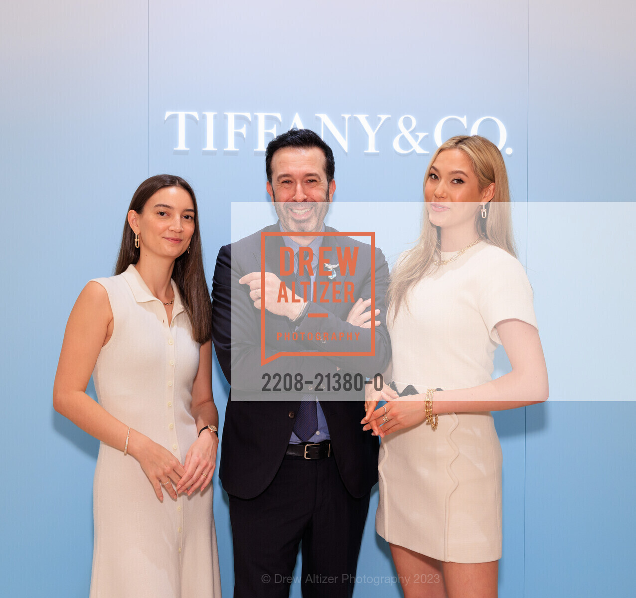 Emily Mariko, Christopher Kilaniotis, Eileen Gu, Tiffany & Co. Palo Alto Opening Celebration, Tiffany & Co. 149 Stanford Shopping Center, Palo Alto, CA 94304, September 28th, 2023, Photo #2208-21380-0 Emily Mariko, Christopher Kilaniotis, Eileen Gu, Photo #2208-21380-0