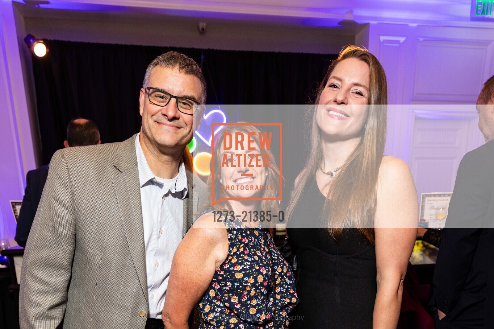 Scott Kosinski, Michelle Kosinski, Maraika Collins, Juvenile Diabetes Research Foundation (JDRF) 2023 Hope Gala, The Ritz-Carlton San Francisco. 600 Stockton St, SF, CA 94108 US, Photo #1273-21385-0 Scott Kosinski, Michelle Kosinski, Maraika Collins, Photo #1273-21385-0