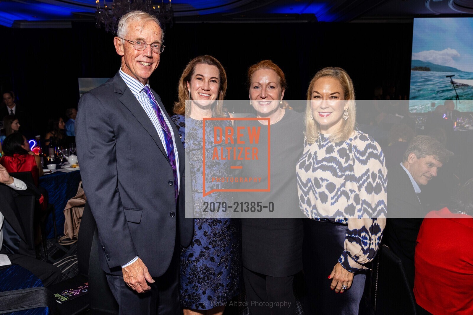 Jennifer Jeffries, Kathleen Deery, Ana Dierkhising, Juvenile Diabetes Research Foundation (JDRF) 2023 Hope Gala, The Ritz-Carlton San Francisco. 600 Stockton St, SF, CA 94108 US, Photo #2079-21385-0 Jennifer Jeffries, Kathleen Deery, Ana Dierkhising, Photo #2079-21385-0