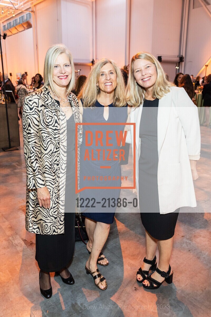 Elizabeth Sturcken, Mary Palmer, Julie Ridley, One Big Table 2023, SF-Marin Food Bank. 900 Pennsylvania Ave, SF, CA 94107 US, September 30th, 2023, Photo #1222-21386-0 Elizabeth Sturcken, Mary Palmer, Julie Ridley, Photo #1222-21386-0