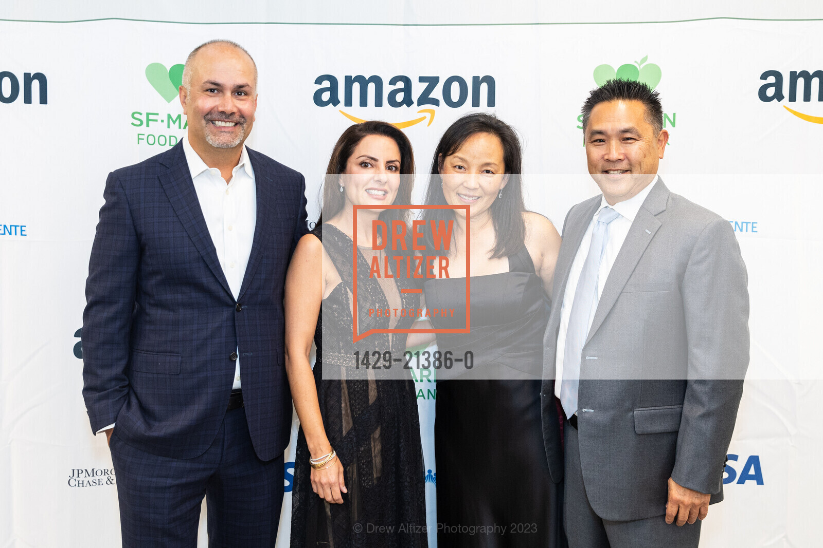 Mohammad Navid, Laylee Navid, Kristine Fukahara, Stephen Fukahara, One Big Table 2023, SF-Marin Food Bank. 900 Pennsylvania Ave, SF, CA 94107 US, September 30th, 2023, Photo #1429-21386-0 Mohammad Navid, Laylee Navid, Kristine Fukahara, Stephen Fukahara, Photo #1429-21386-0