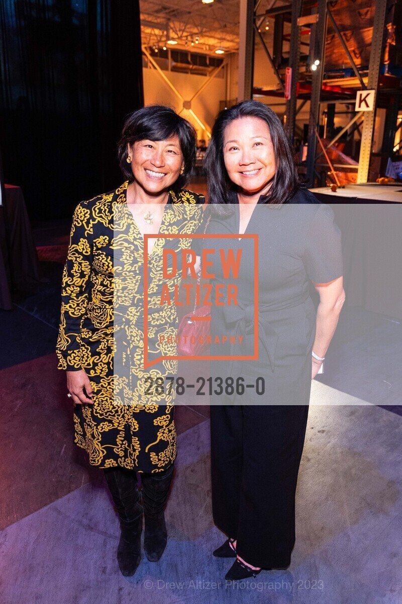 Wendy Liau, Sally Liu, Gwendy Scampavia, One Big Table 2023, SF-Marin Food Bank. 900 Pennsylvania Ave, SF, CA 94107 US, September 30th, 2023, Photo #2878-21386-0 Wendy Liau, Sally Liu, Gwendy Scampavia, Photo #2878-21386-0