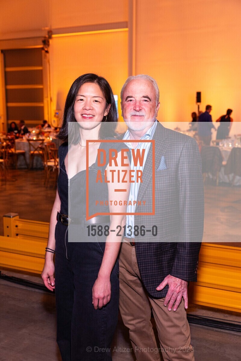 Brenda Niem, Peter Granoff, One Big Table 2023, SF-Marin Food Bank. 900 Pennsylvania Ave, SF, CA 94107 US, September 30th, 2023, Photo #1588-21386-0 Brenda Niem, Peter Granoff, Photo #1588-21386-0